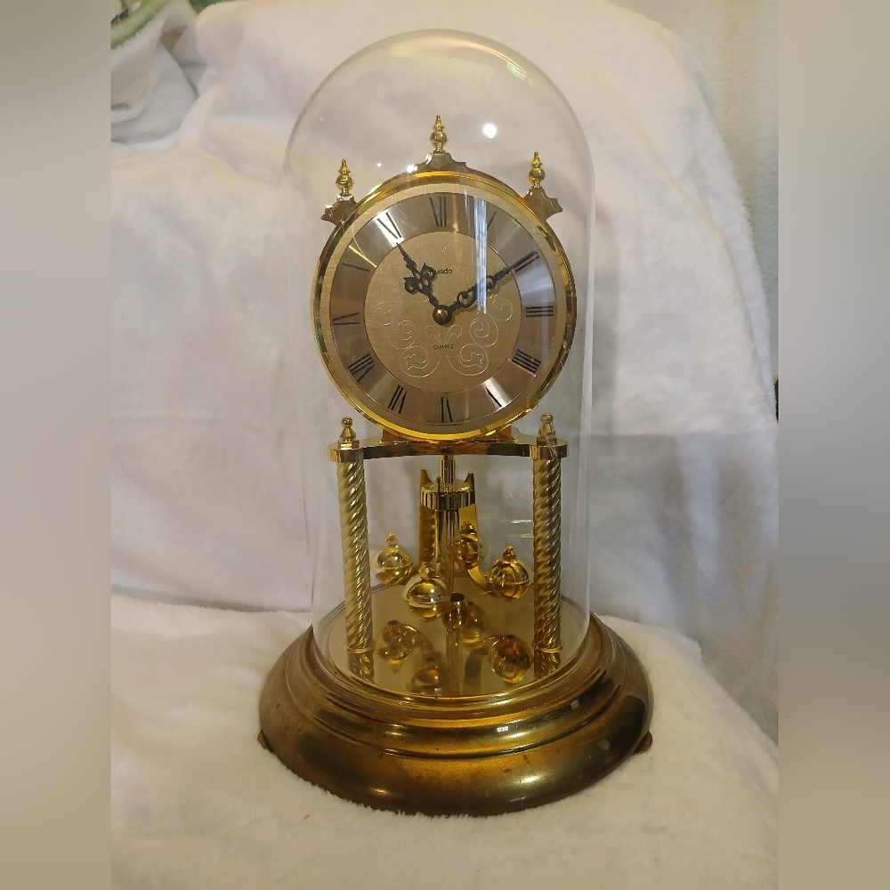 Kundo Elegant Gold Quartz Dome Clock Germany